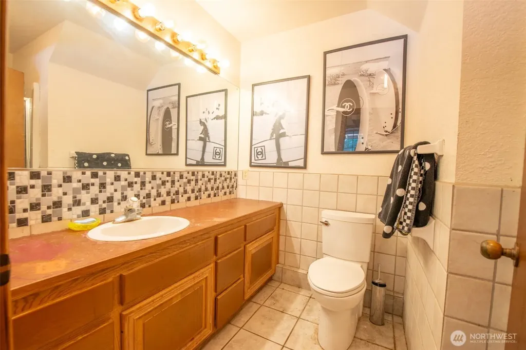 1106 254th Avenue NE Sammamish WA 98074