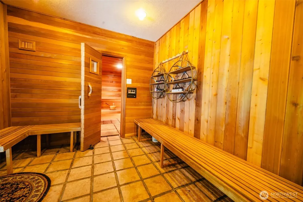 1106 254th Avenue NE Sammamish WA 98074