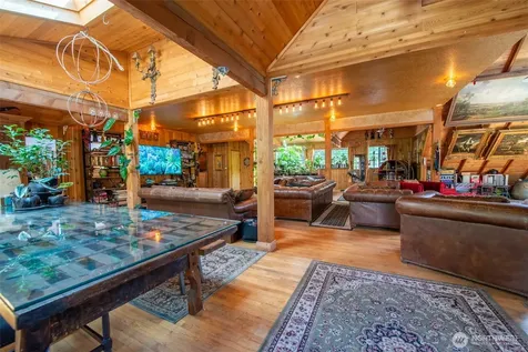 1106 254th Avenue NE Sammamish WA 98074
