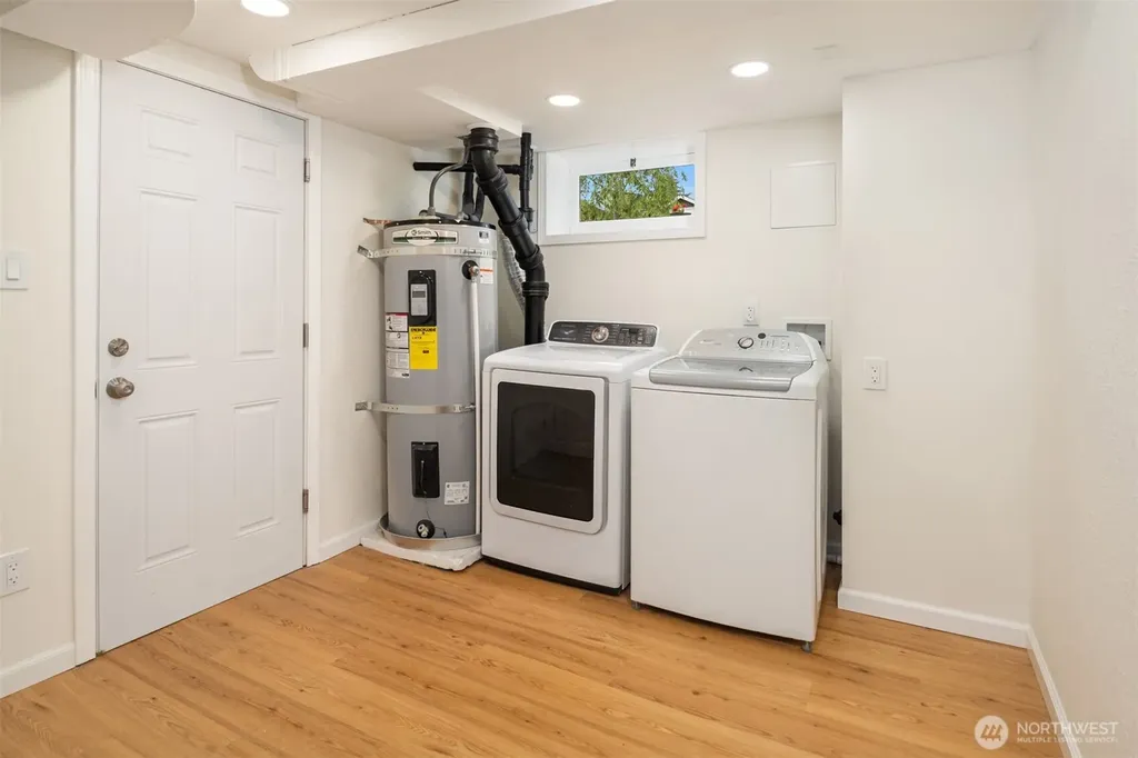 8816 16th Avenue SW Seattle WA 98106