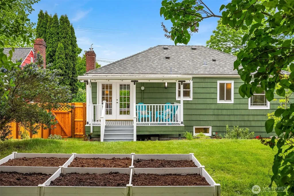8816 16th Avenue SW Seattle WA 98106