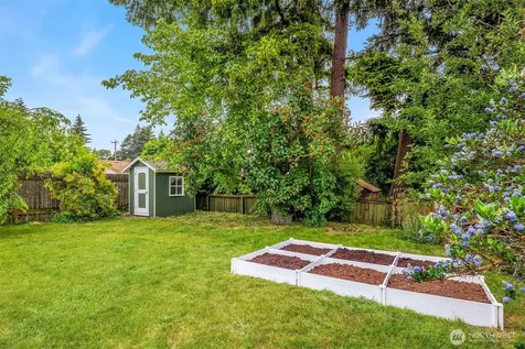 8816 16th Avenue SW Seattle WA 98106