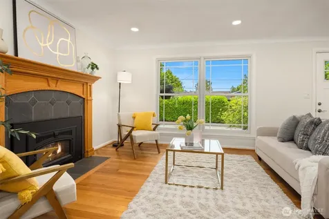 8816 16th Avenue SW Seattle WA 98106