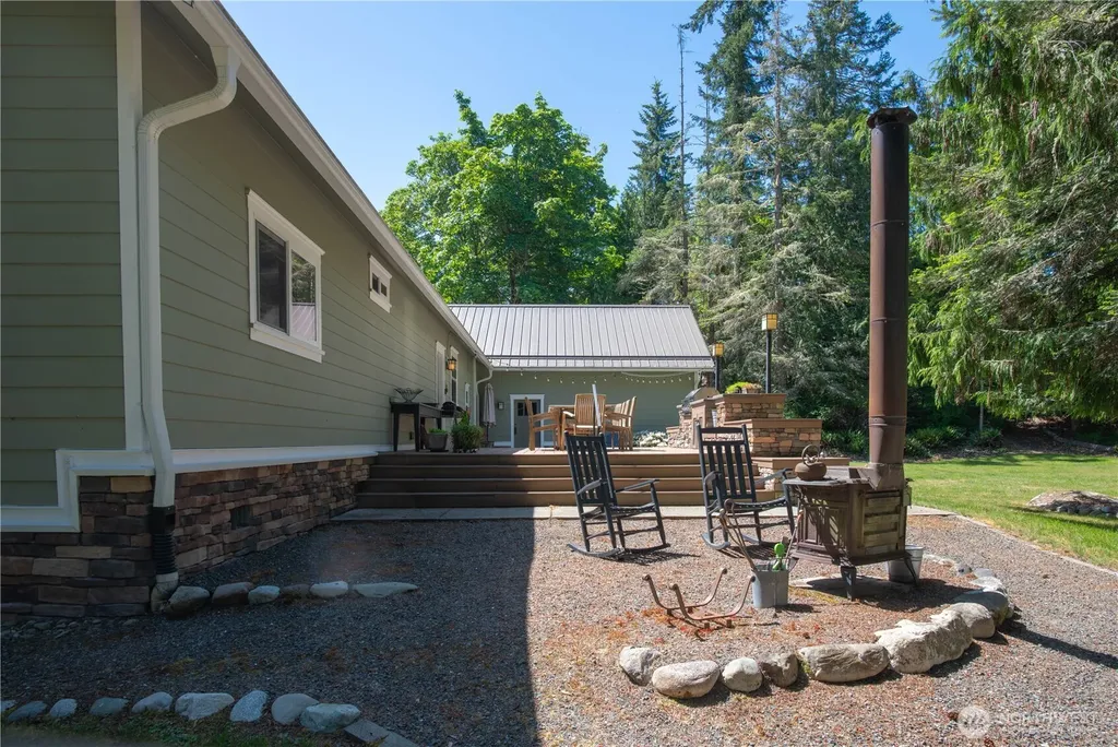 953 Henry Boyd Road Port Angeles WA 98362