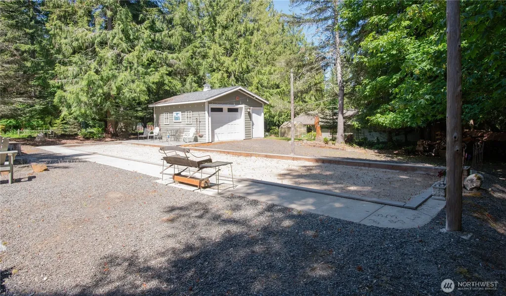 953 Henry Boyd Road Port Angeles WA 98362