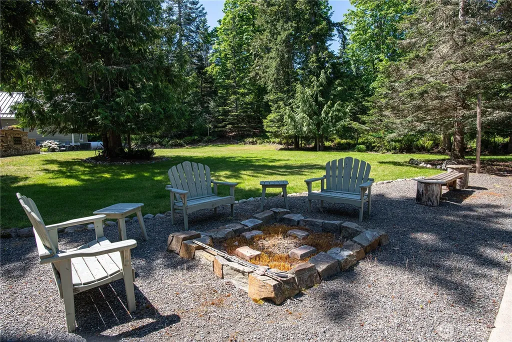 953 Henry Boyd Road Port Angeles WA 98362