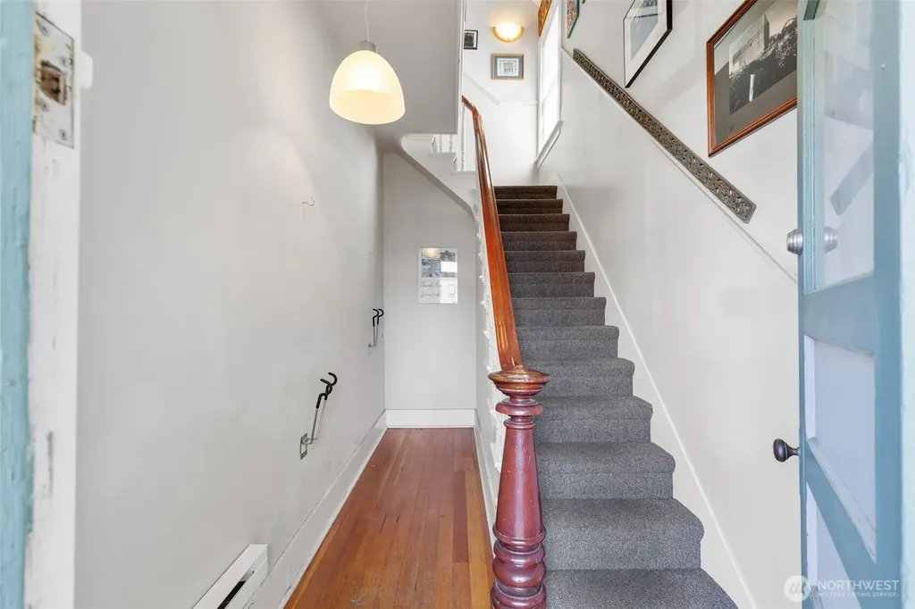 230 Quincy Street Port Townsend WA 98368