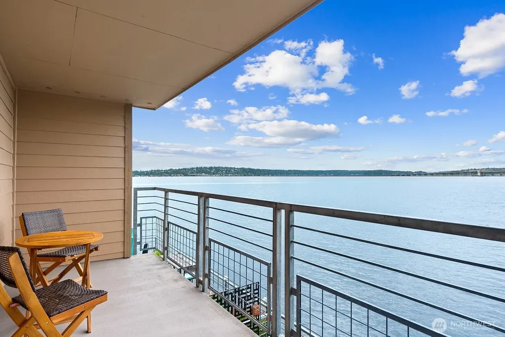 334 Lakeside Avenue S Seattle WA 98144