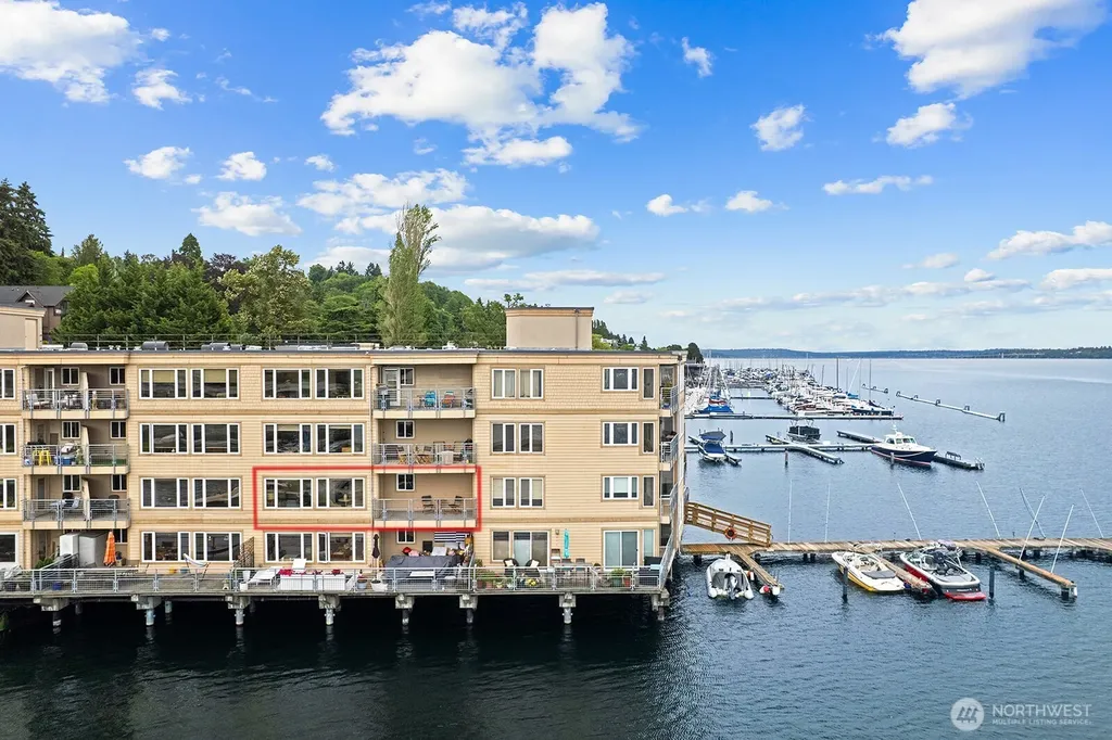 334 Lakeside Avenue S Seattle WA 98144
