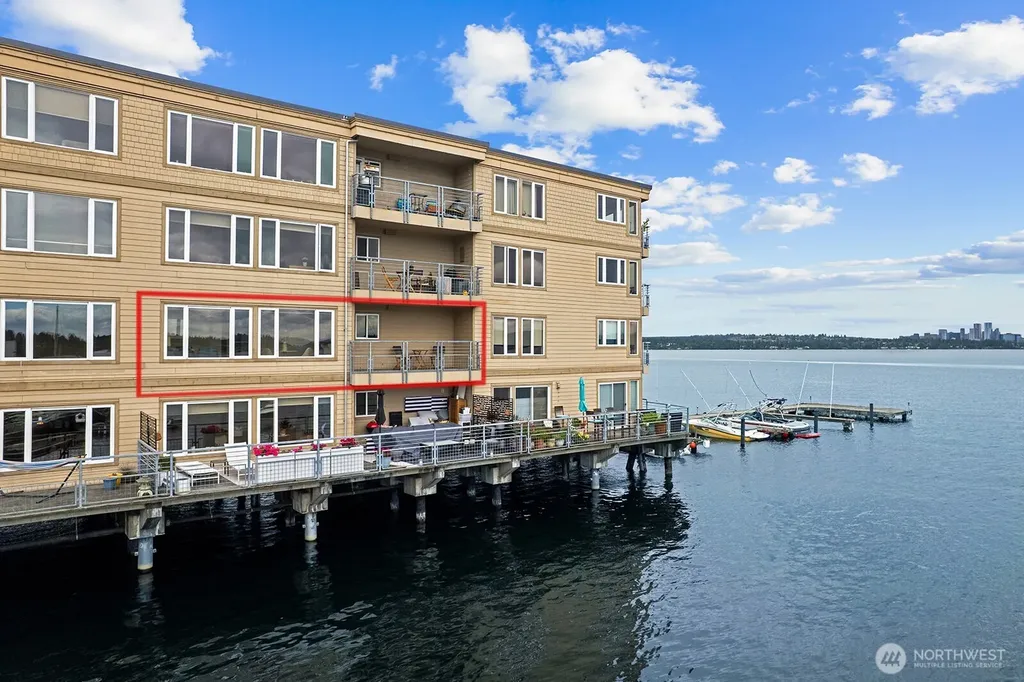 334 Lakeside Avenue S Seattle WA 98144