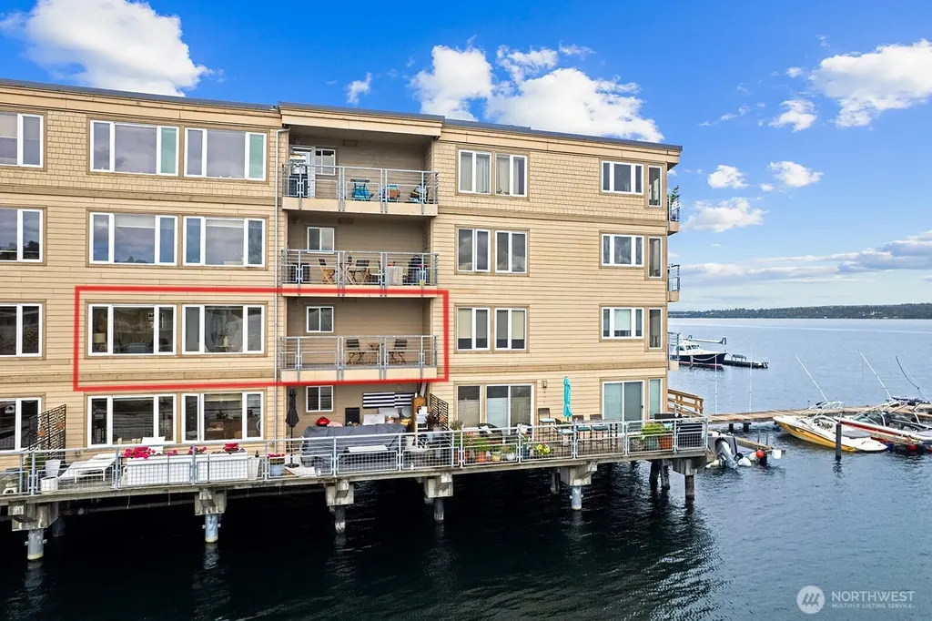 334 Lakeside Avenue S Seattle WA 98144