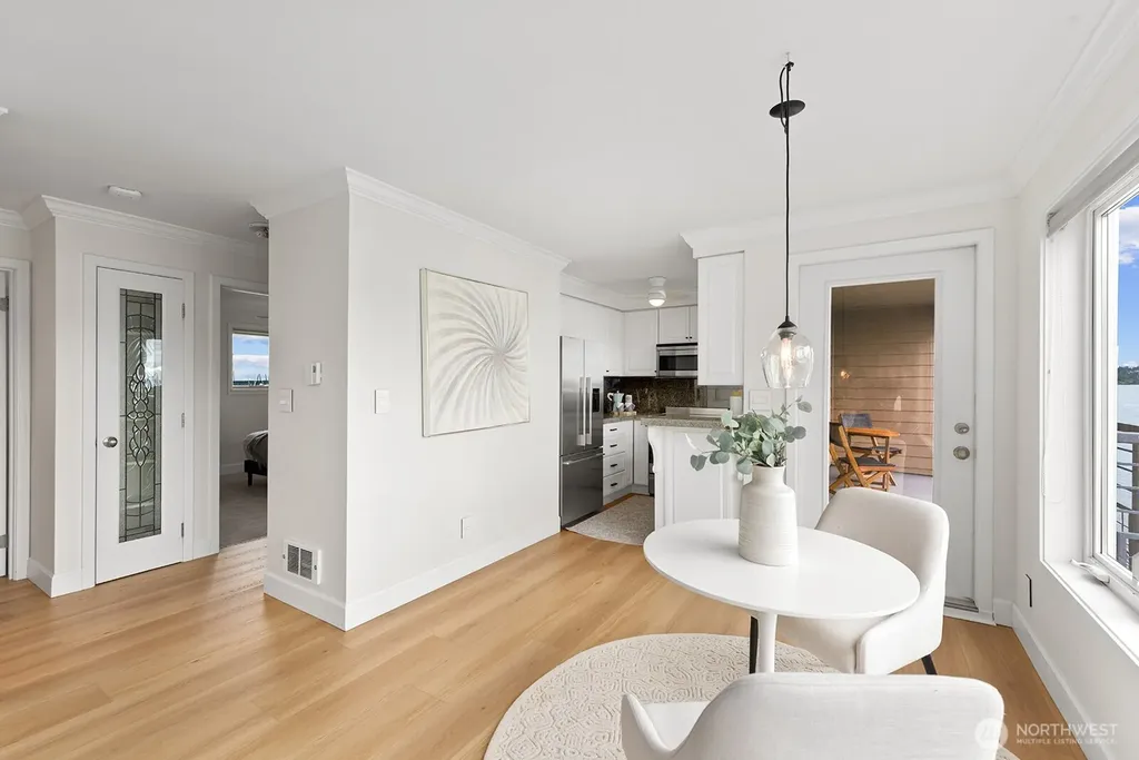 334 Lakeside Avenue S Seattle WA 98144