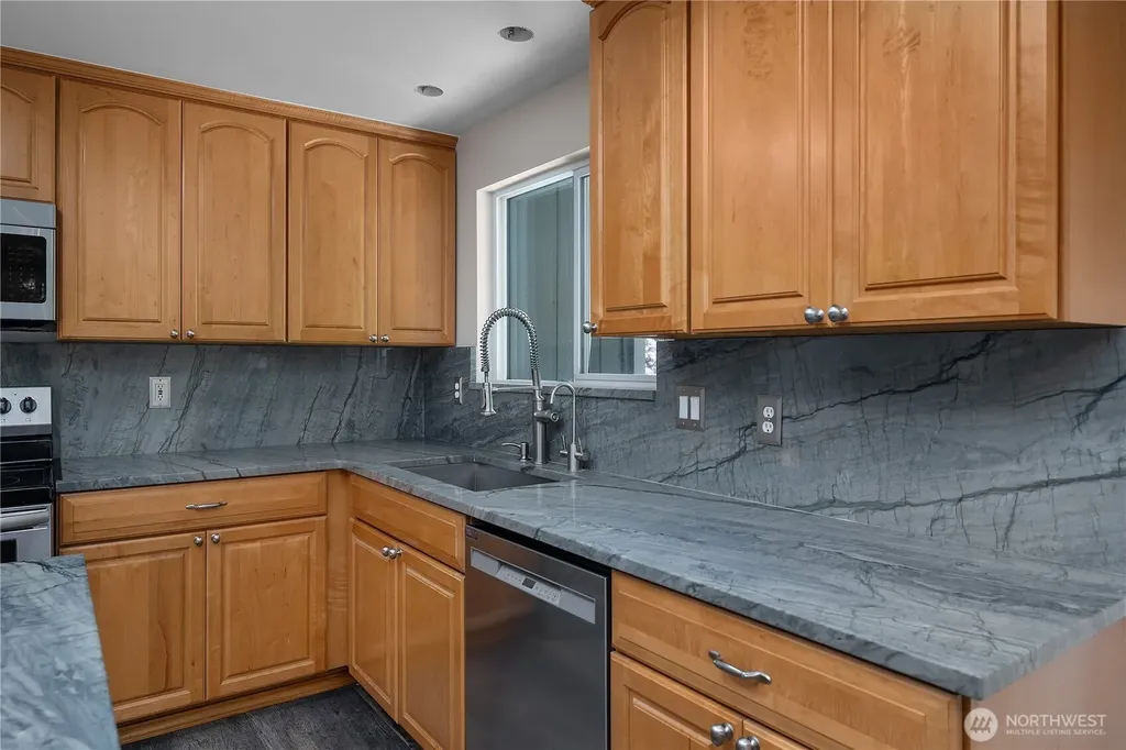 4104 SW 60th Avenue Olympia WA 98512