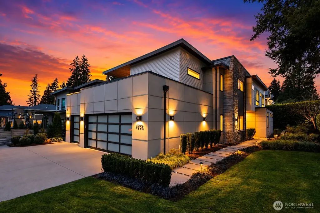 4605 108th Avenue NE Kirkland WA 98033