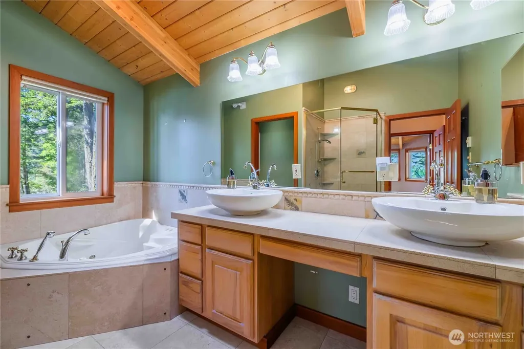 755 Ferry Road Lopez Island WA 98261