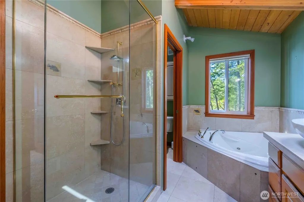 755 Ferry Road Lopez Island WA 98261