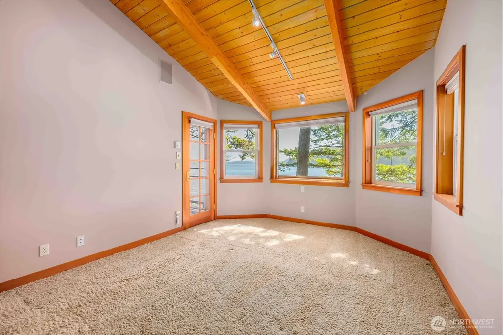 755 Ferry Road Lopez Island WA 98261