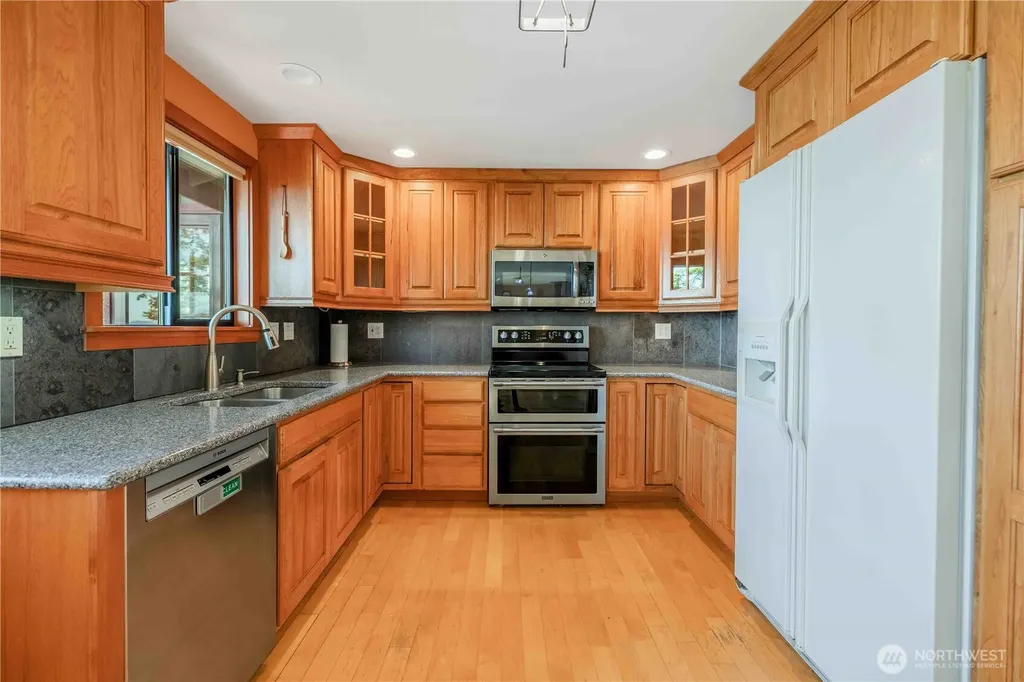 755 Ferry Road Lopez Island WA 98261