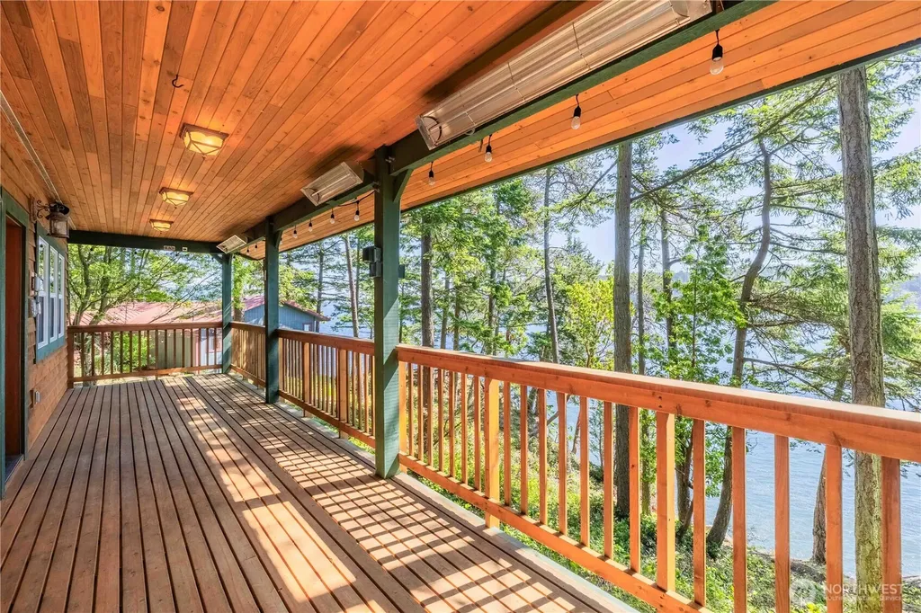 755 Ferry Road Lopez Island WA 98261