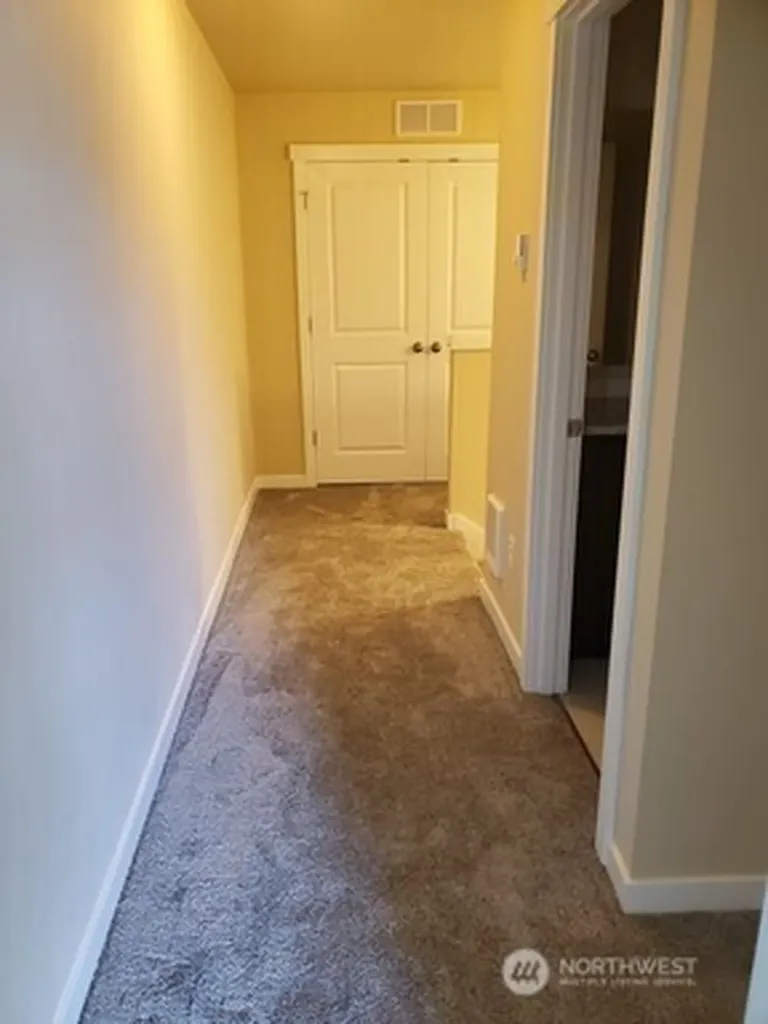 1877 Ahlers Avenue Centralia WA 98531