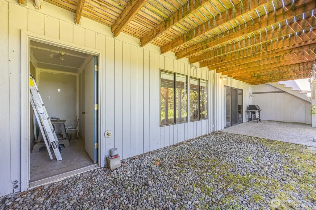 134 Hilltop Drive Sequim WA 98382