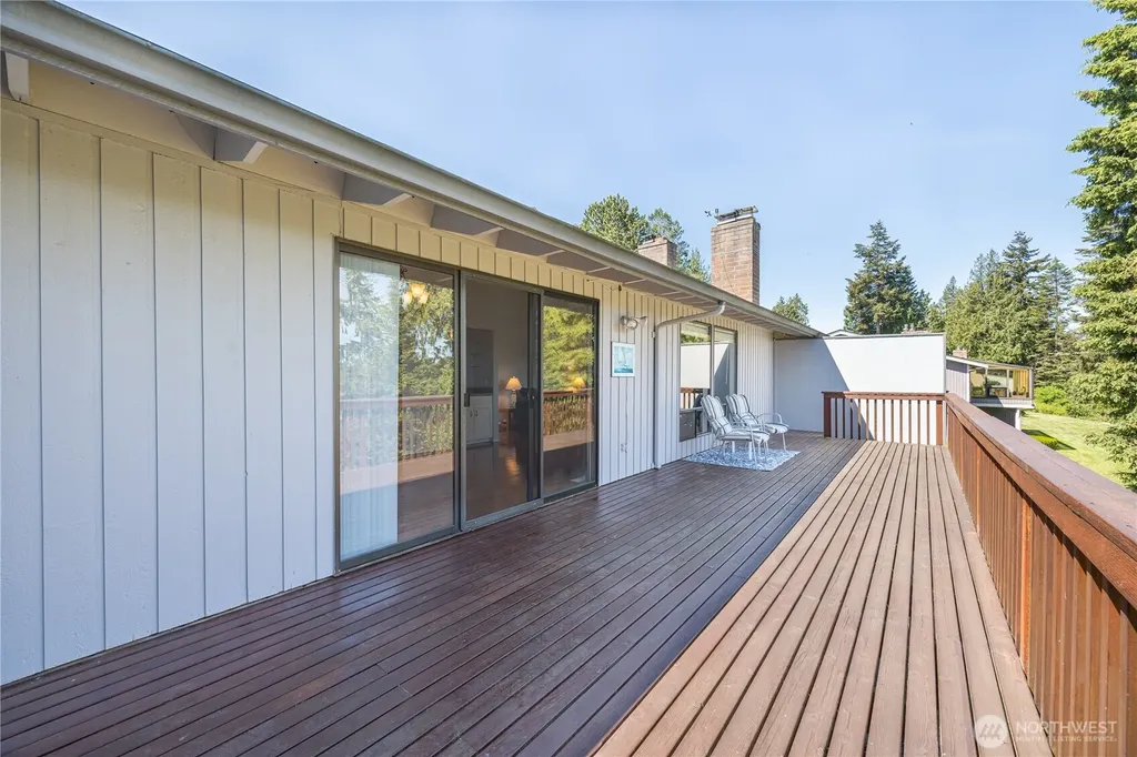 134 Hilltop Drive Sequim WA 98382