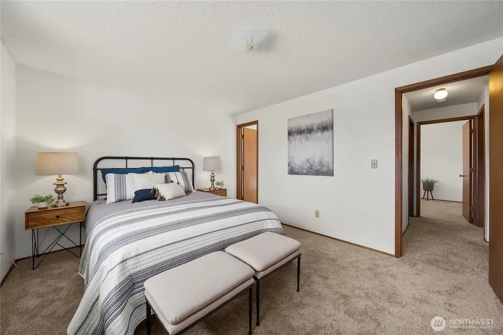 4933 30th Street NE Tacoma WA 98422