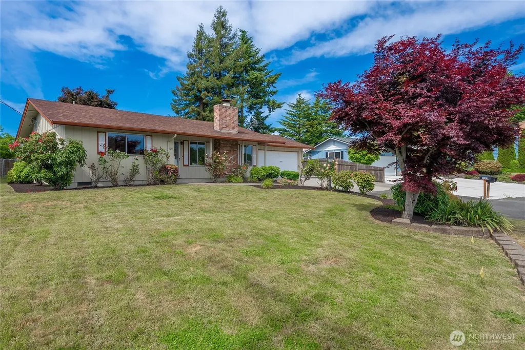 4933 30th Street NE Tacoma WA 98422