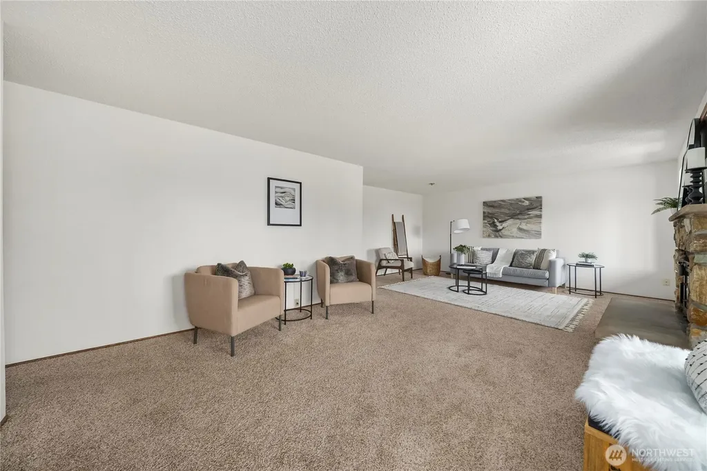 4933 30th Street NE Tacoma WA 98422