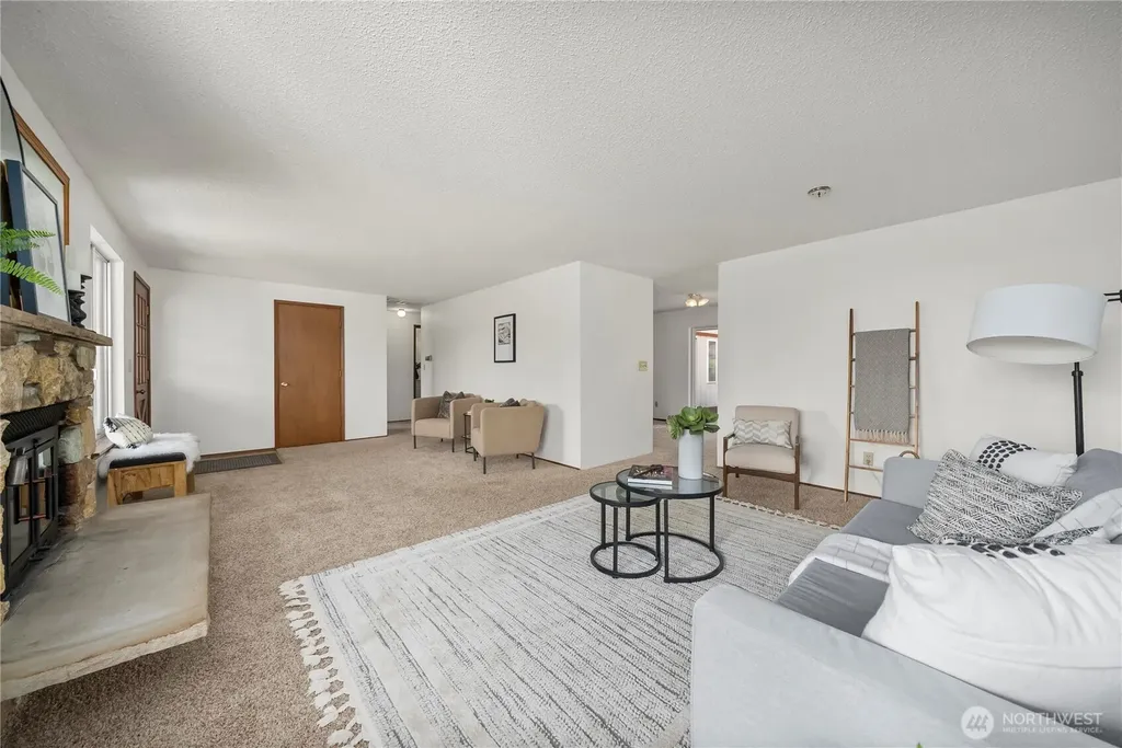 4933 30th Street NE Tacoma WA 98422