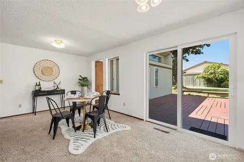 4933 30th Street NE Tacoma WA 98422