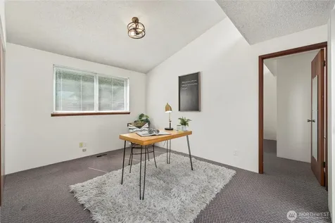4933 30th Street NE Tacoma WA 98422