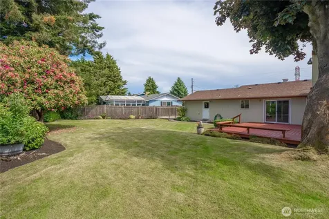 4933 30th Street NE Tacoma WA 98422
