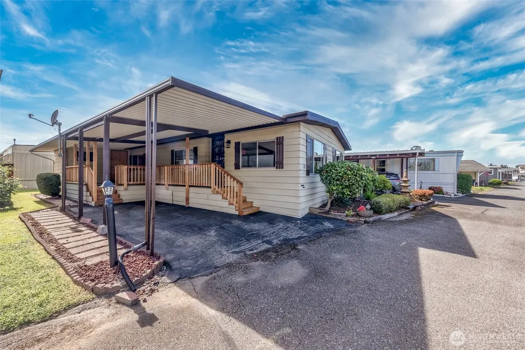 18501 52nd Avenue W Lynnwood WA 98037