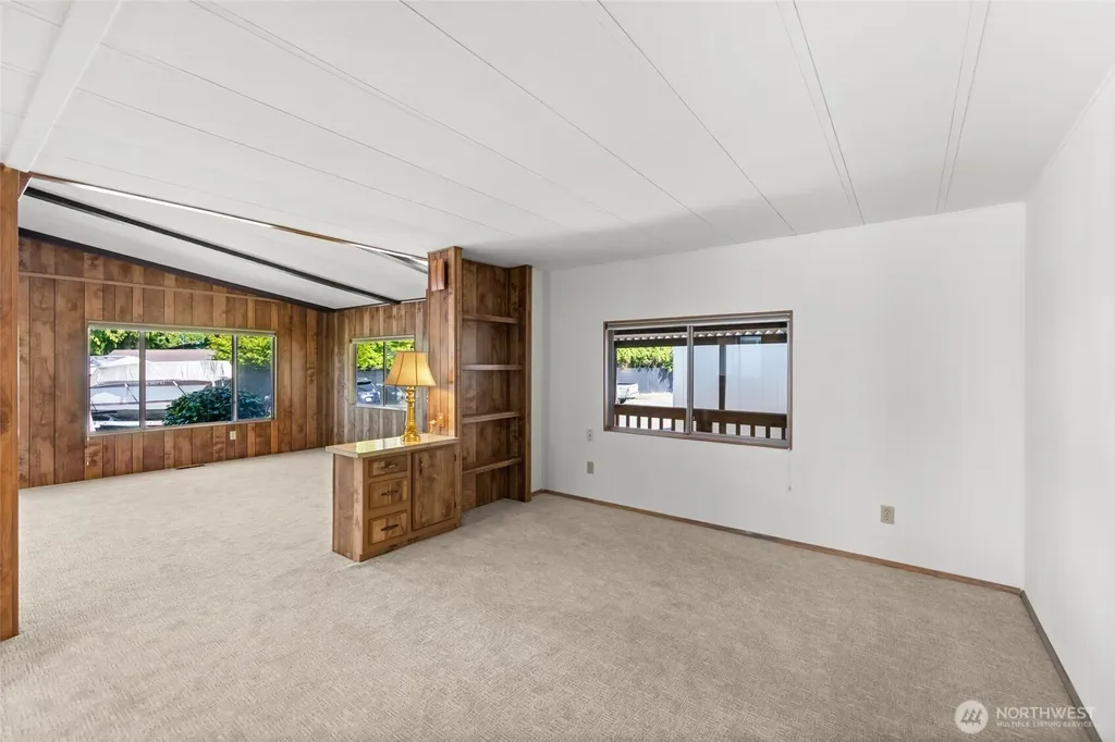 18501 52nd Avenue W Lynnwood WA 98037
