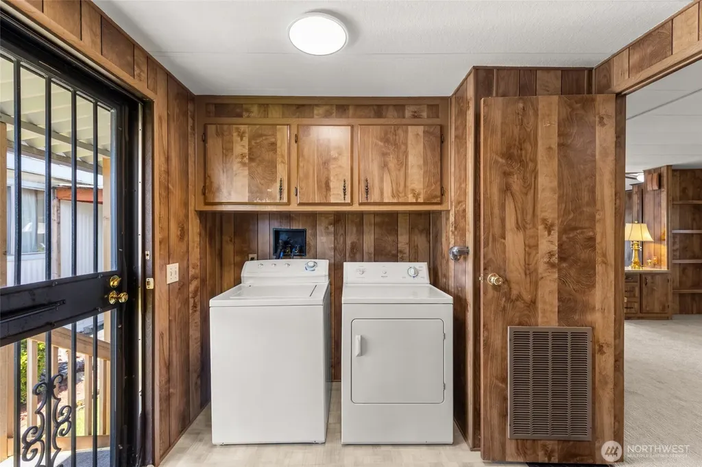 18501 52nd Avenue W Lynnwood WA 98037