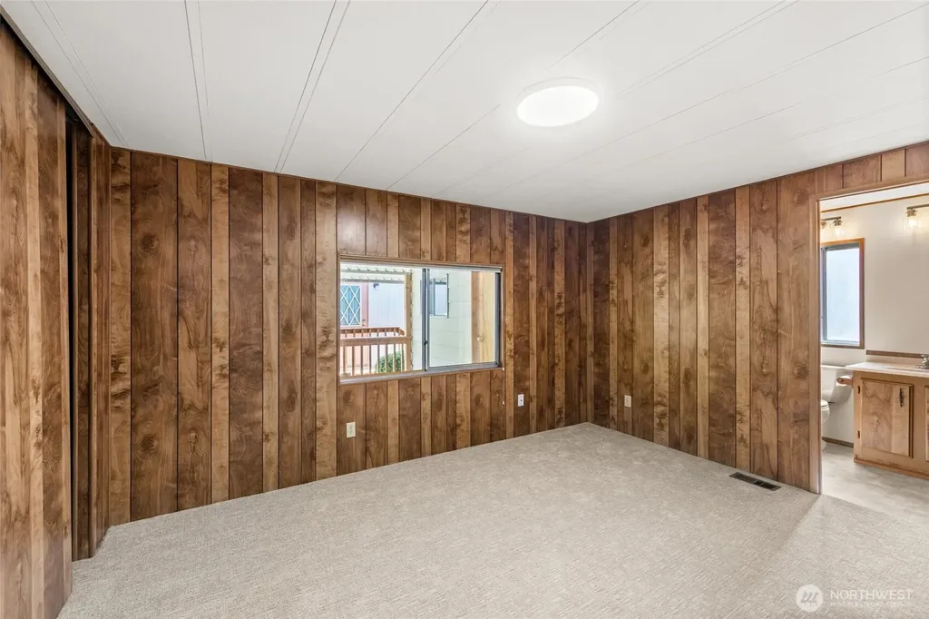 18501 52nd Avenue W Lynnwood WA 98037