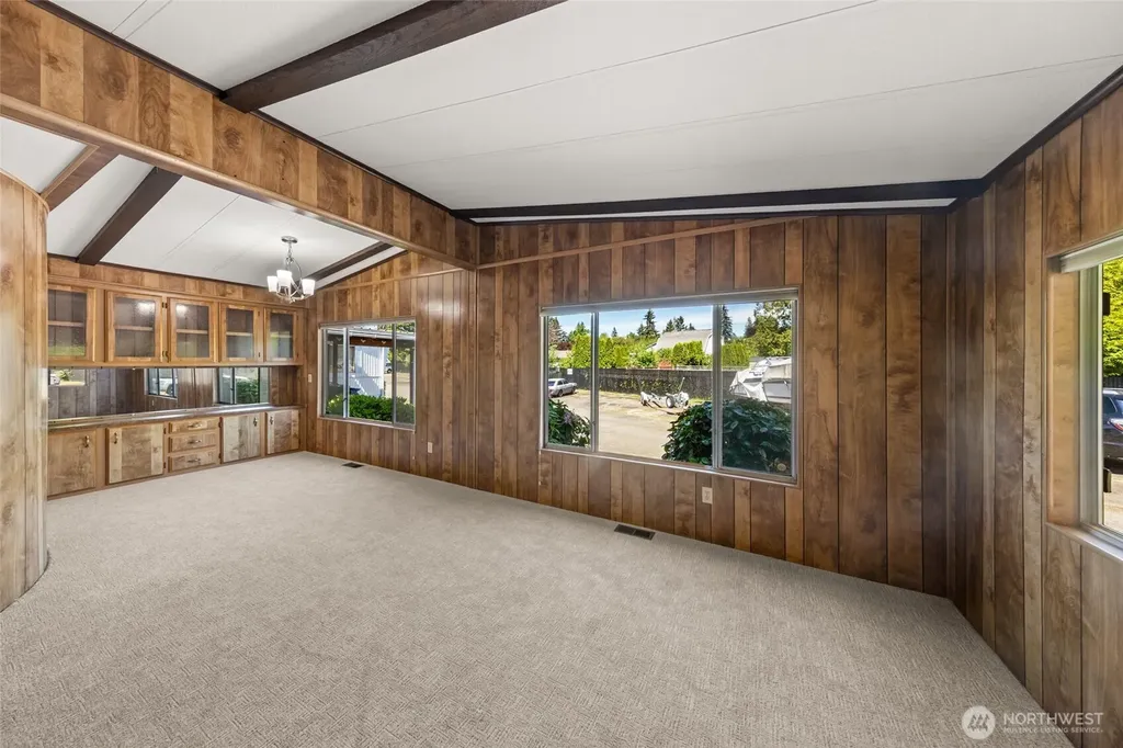 18501 52nd Avenue W Lynnwood WA 98037