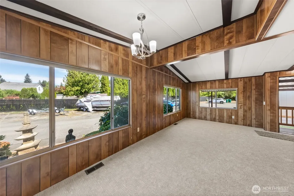 18501 52nd Avenue W Lynnwood WA 98037