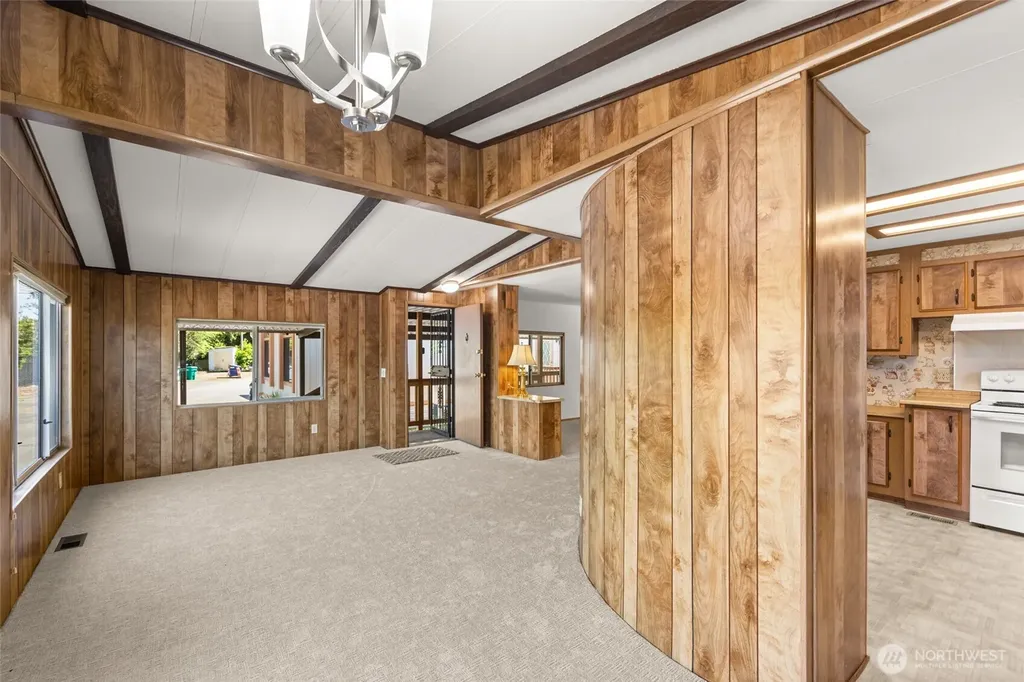 18501 52nd Avenue W Lynnwood WA 98037
