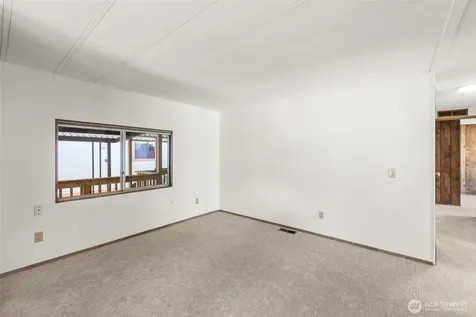18501 52nd Avenue W Lynnwood WA 98037