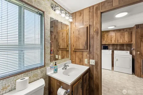 18501 52nd Avenue W Lynnwood WA 98037