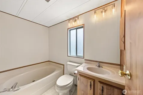 18501 52nd Avenue W Lynnwood WA 98037