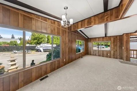 18501 52nd Avenue W Lynnwood WA 98037