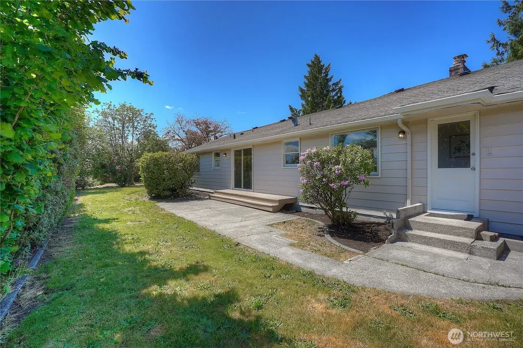 1517 S Lawrence Street Tacoma WA 98405