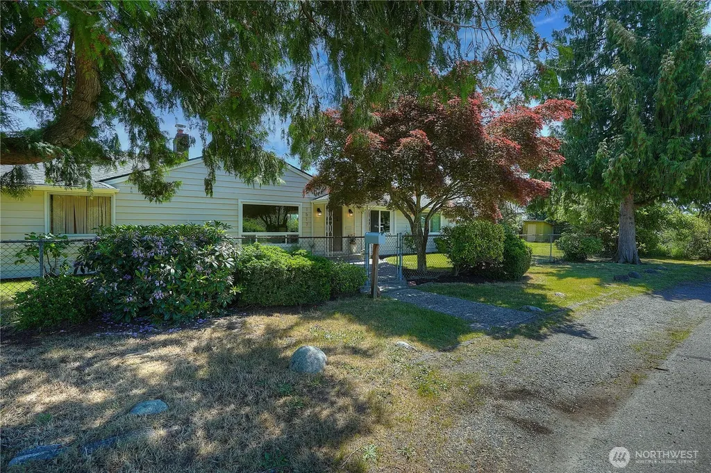 1517 S Lawrence Street Tacoma WA 98405