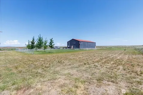 619 State Route 174 Mansfield WA 98830