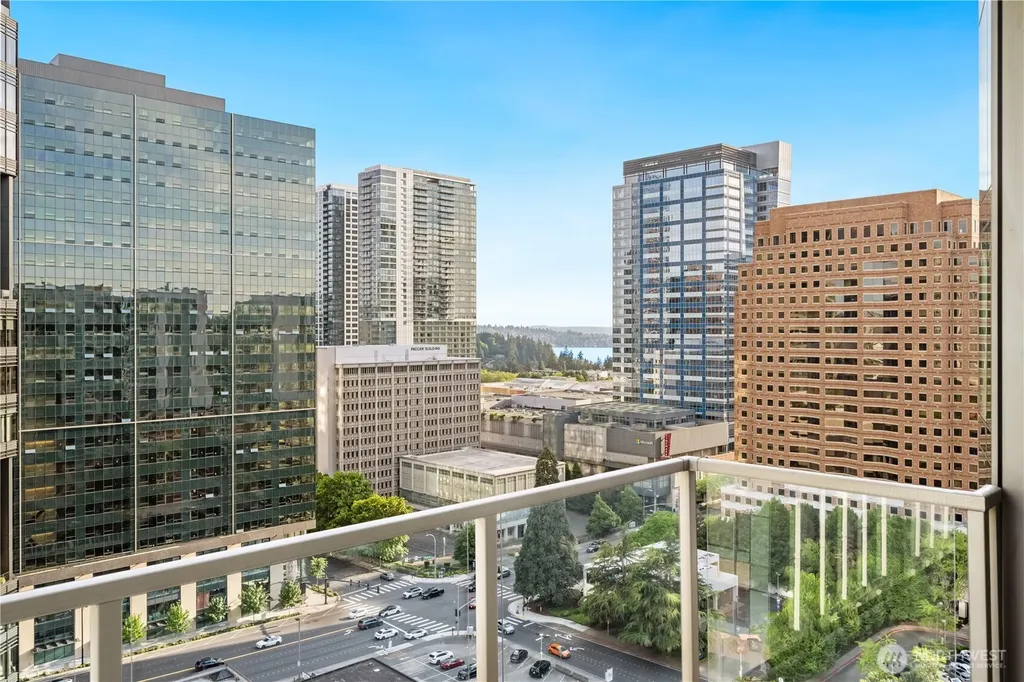 10650 NE 9th Place Bellevue WA 98004