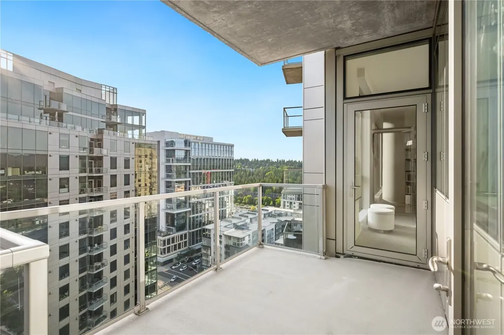 10650 NE 9th Place Bellevue WA 98004