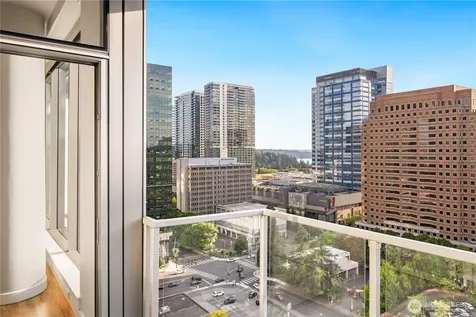 10650 NE 9th Place Bellevue WA 98004